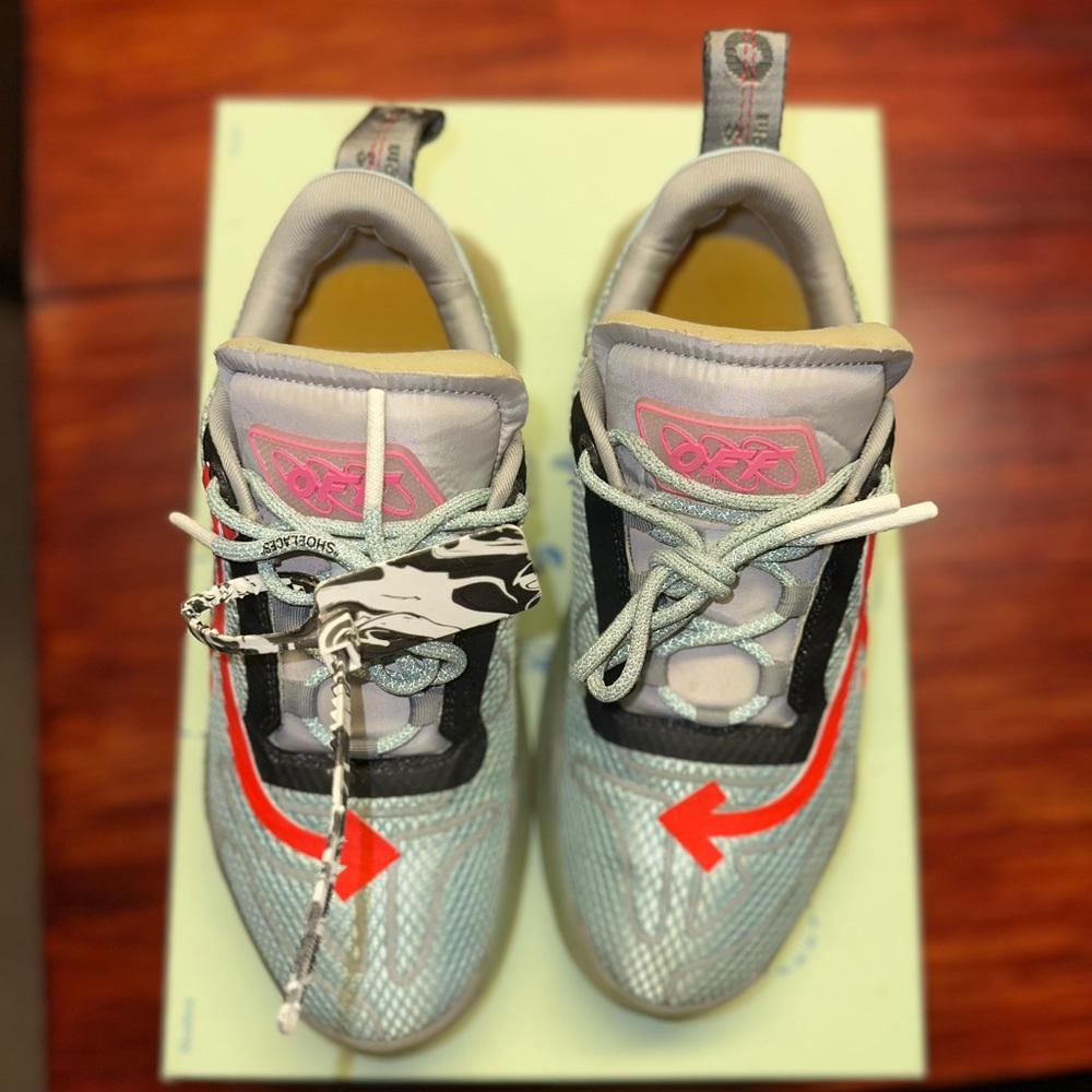 OFF WHITE MENS ODSY 1000 TRANSPARENT RED